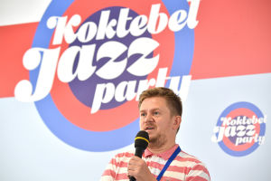 Пианист коллектива Jazz Classic Community Андрей Зимовец на пресс-конференции в рамках Международного джазового фестиваля Koktebel Jazz Party - 2020 в Крыму